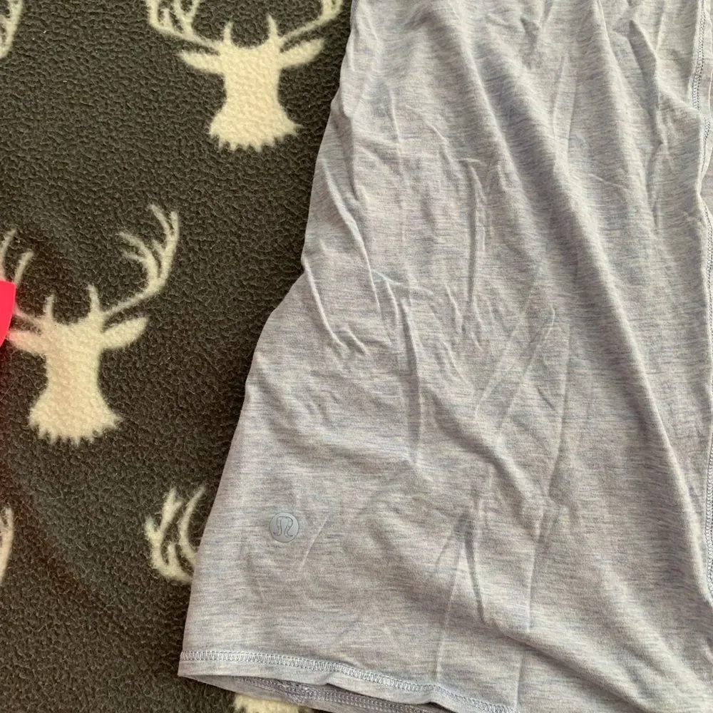 Lululemon all tied up light blue tank size 2